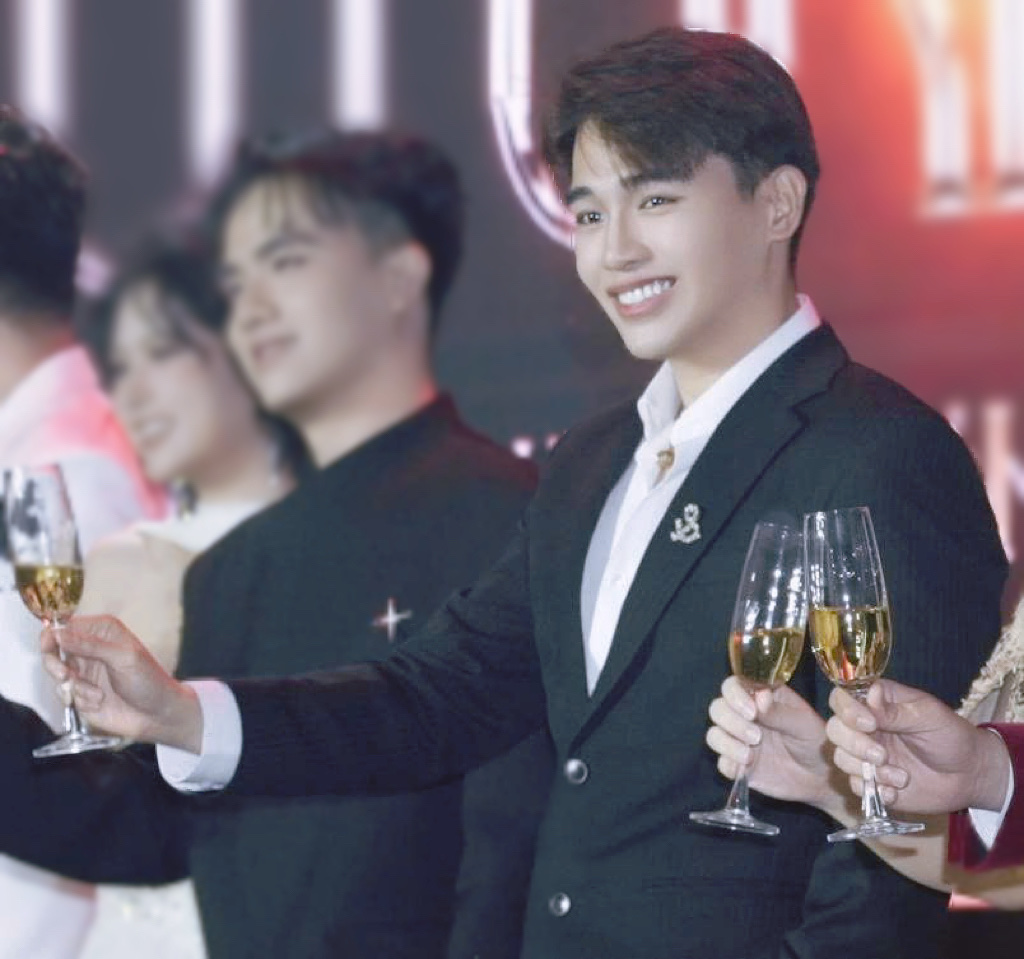 đi sự kiện
